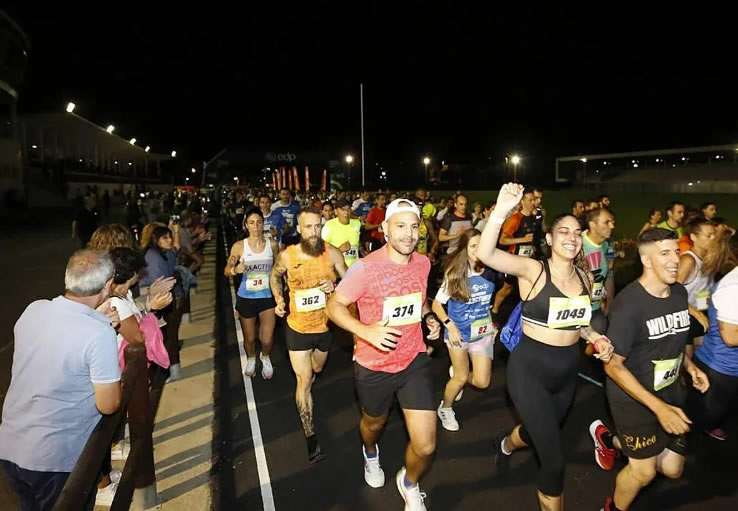Aviso a los conductores para este sábado en Gijón: cortes de tráfico y restricciones al aparcamiento con motivo de la Carrera Nocturna